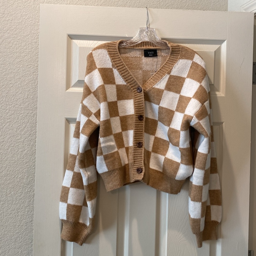 Vici Tan and white cardigan - Picture 5 of 9